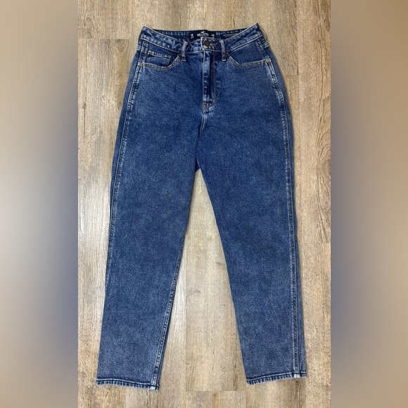 Hollister Denim - Hollister Women’s Ultra High Rise Vintage Stretch Mom Jeans